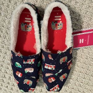 Tom’s x Paper Source Christmas shoes size 8
